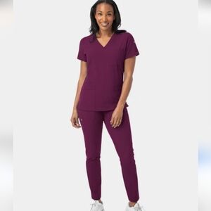 Scrub Joy SET Top And Bottom Joggers In Wine Size M Petite